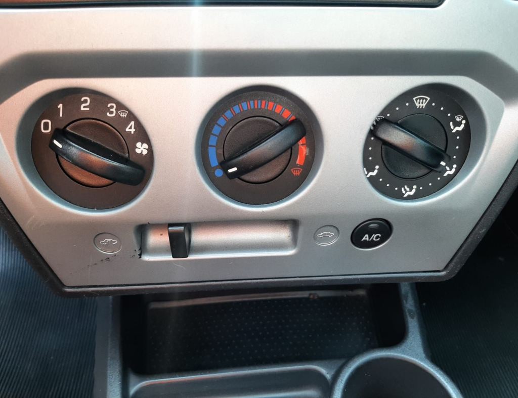 Ford Fiesta Sedan 1.6 Flex 2014,Ipva 2025 Pago. imagem 19