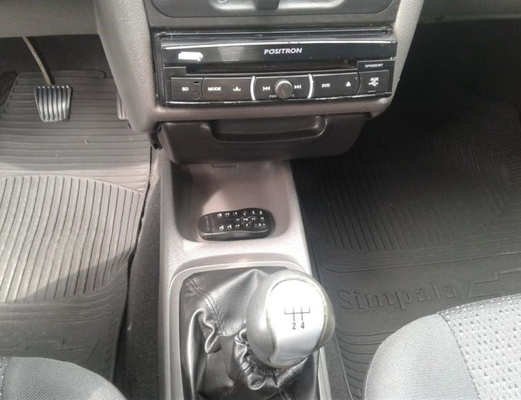 Chevrolet Classic Sedan Ls 1.0 Flex 4 Portas Modelo 2014 imagem 18