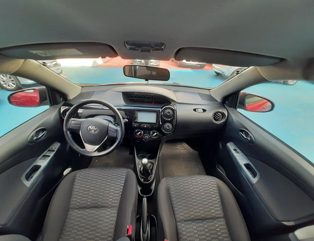 Toyota Etios 1.3 Hbx 16V Flex 4P Manual 2015 imagem 10
