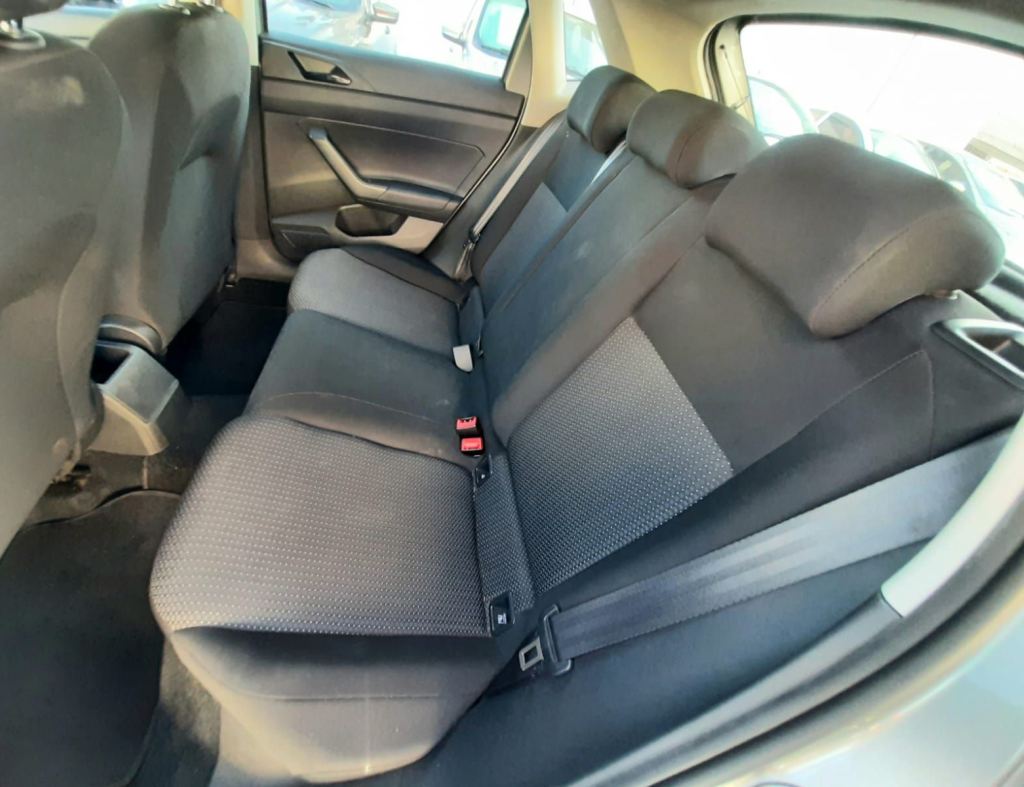 Volkswagen Polo Track 1.0 Flex 4 Portas Modelo 2024 imagem 13