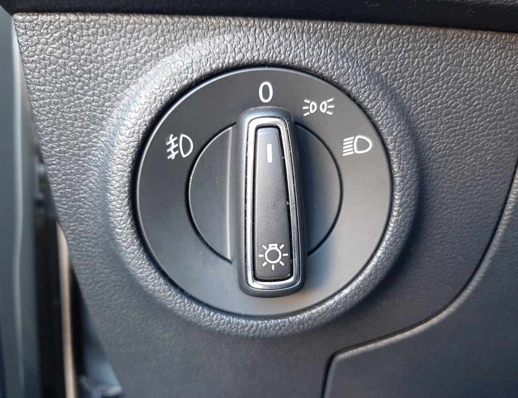 Volkswagen Polo Track 1.0 Flex 4 Portas Modelo 2024 imagem 17