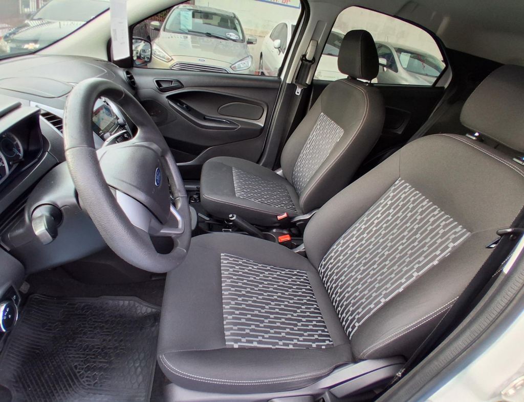 Ford Ka Hatch Se 1.0 Flex 4 Portas Modelo 2019 imagem 14