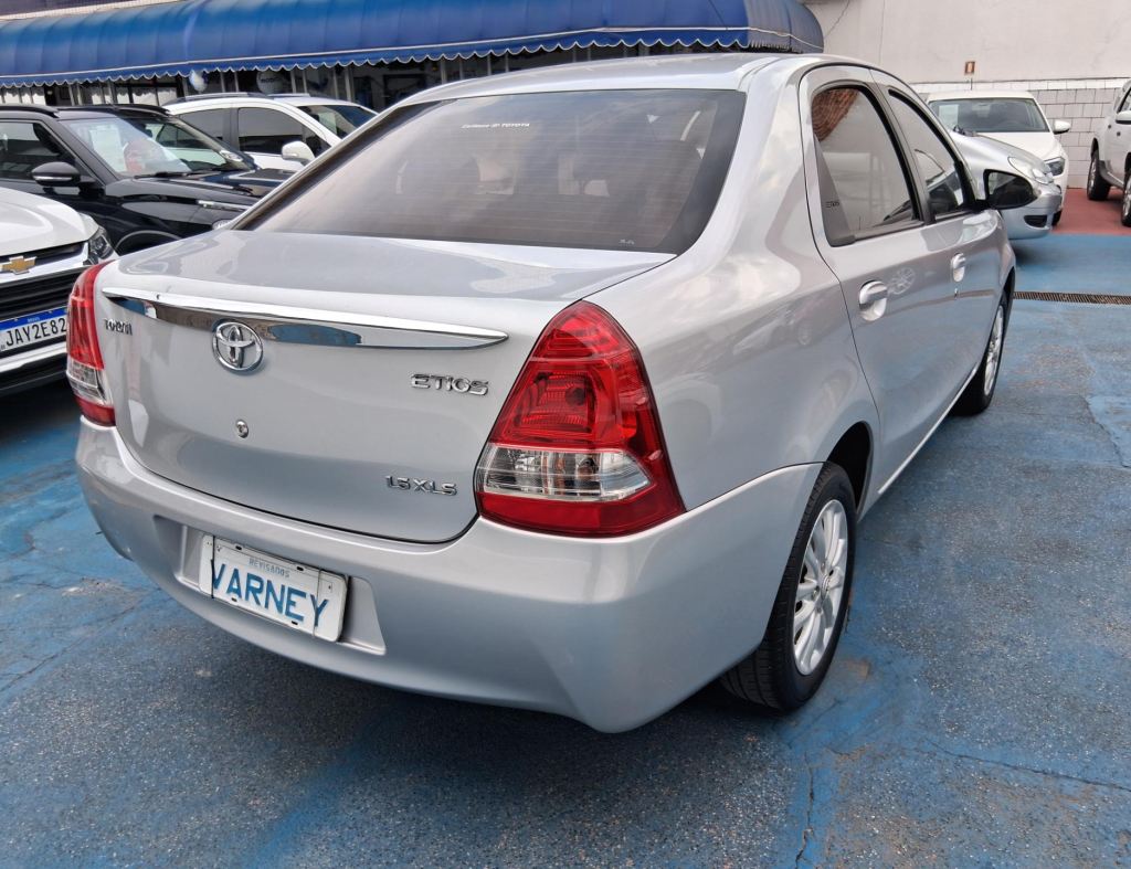 Toyota Etios Sedan Xls 1.5 Flex 4 Portas Modelo 2016 imagem 5