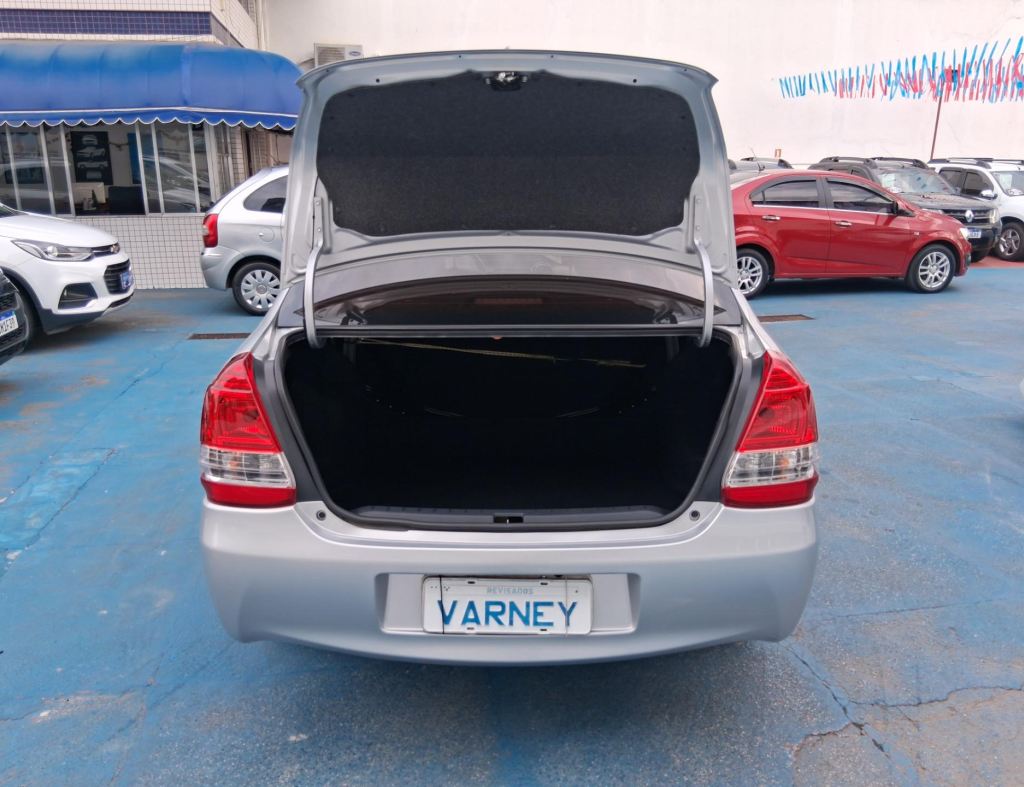 Toyota Etios Sedan Xls 1.5 Flex 4 Portas Modelo 2016 imagem 10
