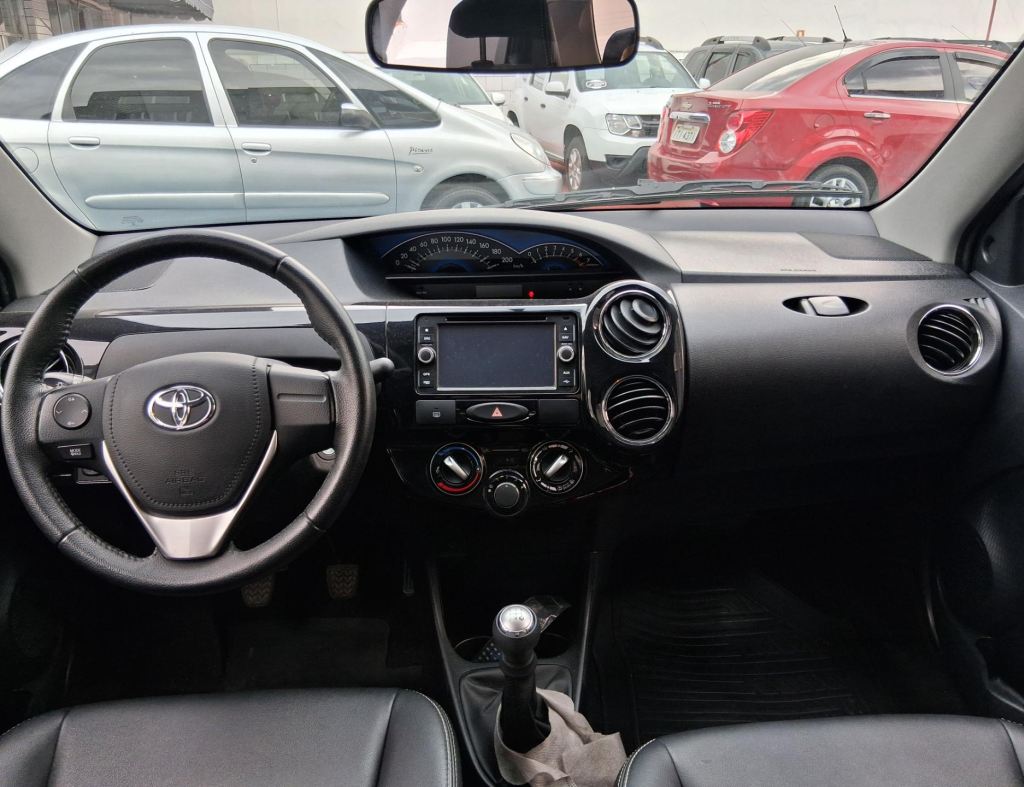 Toyota Etios Sedan Xls 1.5 Flex 4 Portas Modelo 2016 imagem 12