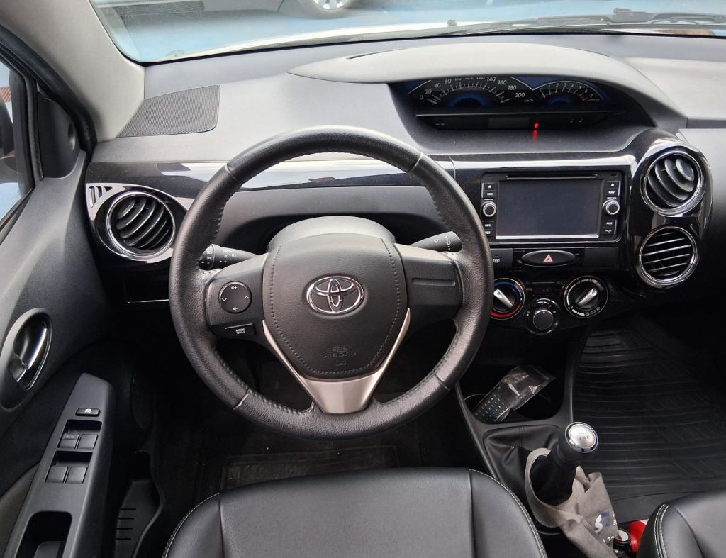 Toyota Etios Sedan Xls 1.5 Flex 4 Portas Modelo 2016 imagem 13