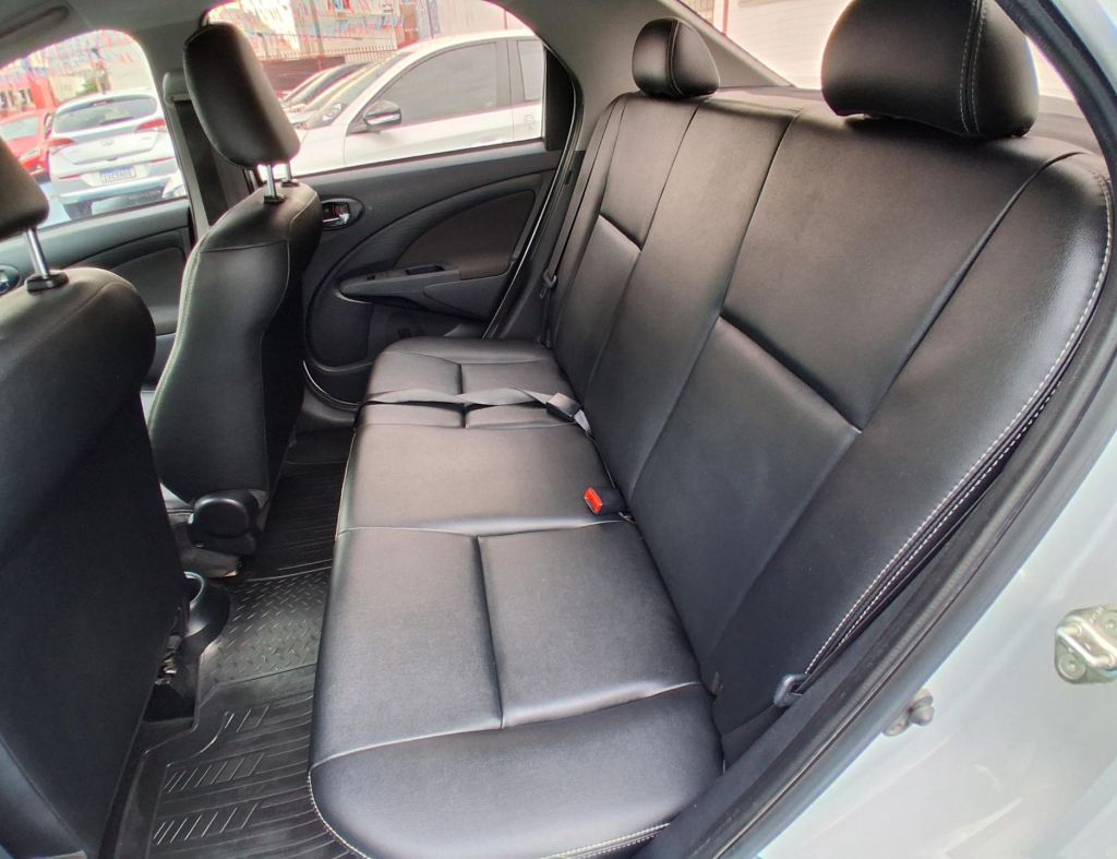Toyota Etios Sedan Xls 1.5 Flex 4 Portas Modelo 2016 imagem 16