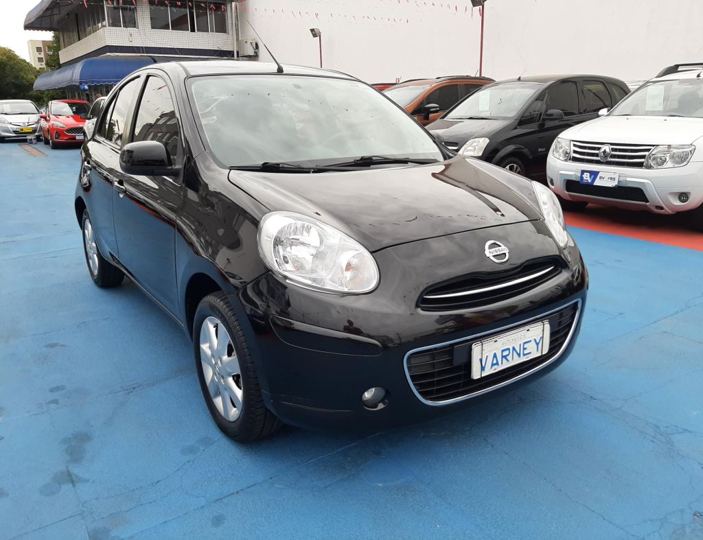 Nissan March Sv 1.6 Flex 4 Portas Modelo 2014 imagem 1