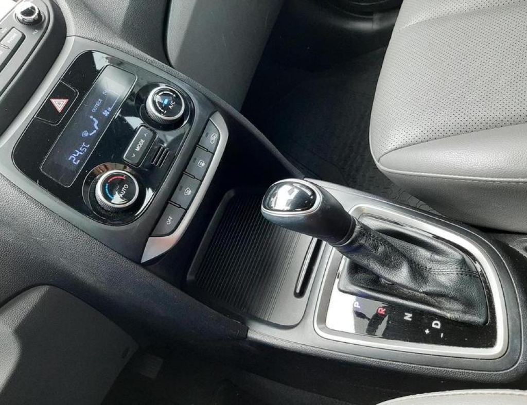 Hyundai Hb20 Sedan Premium 1.6 Automatico Flex 4 Portas Modelo 2019 imagem 16