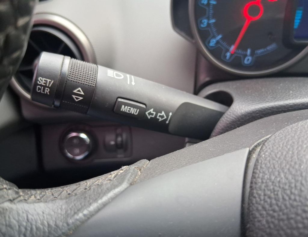 Chevrolet Sonic Ltz 1.6 Automatico Flex 4 Portas Modelo 2012 imagem 23