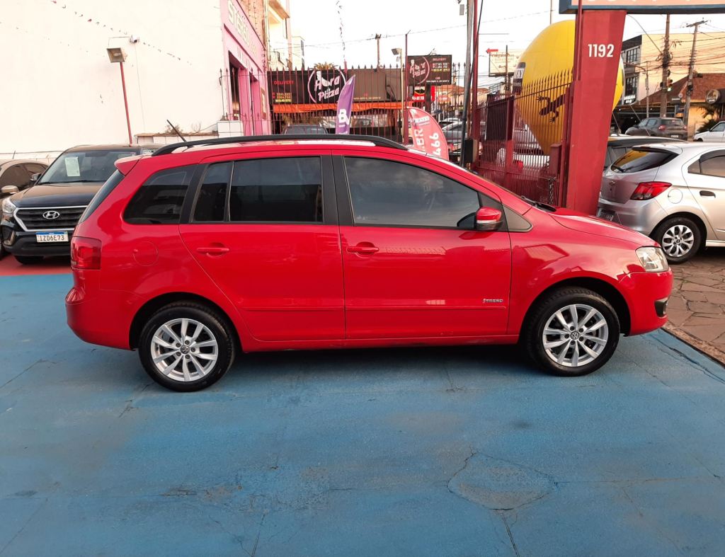 Volkswagen Spacefox Trend Gii 1.6 Flex 4 Portas Modelo 2013 imagem 3