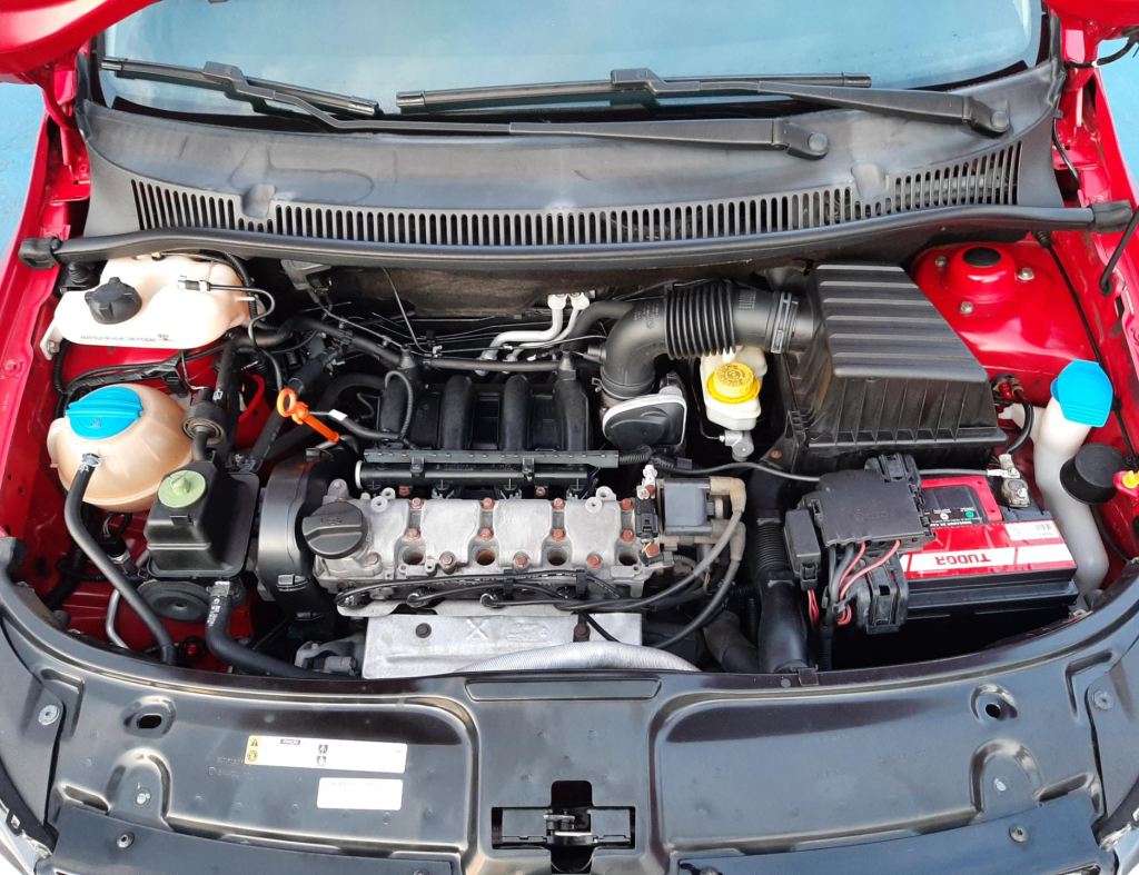 Volkswagen Spacefox Trend Gii 1.6 Flex 4 Portas Modelo 2013 imagem 13