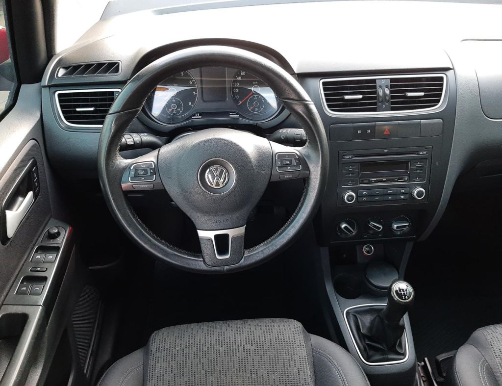 Volkswagen Spacefox Trend Gii 1.6 Flex 4 Portas Modelo 2013 imagem 19