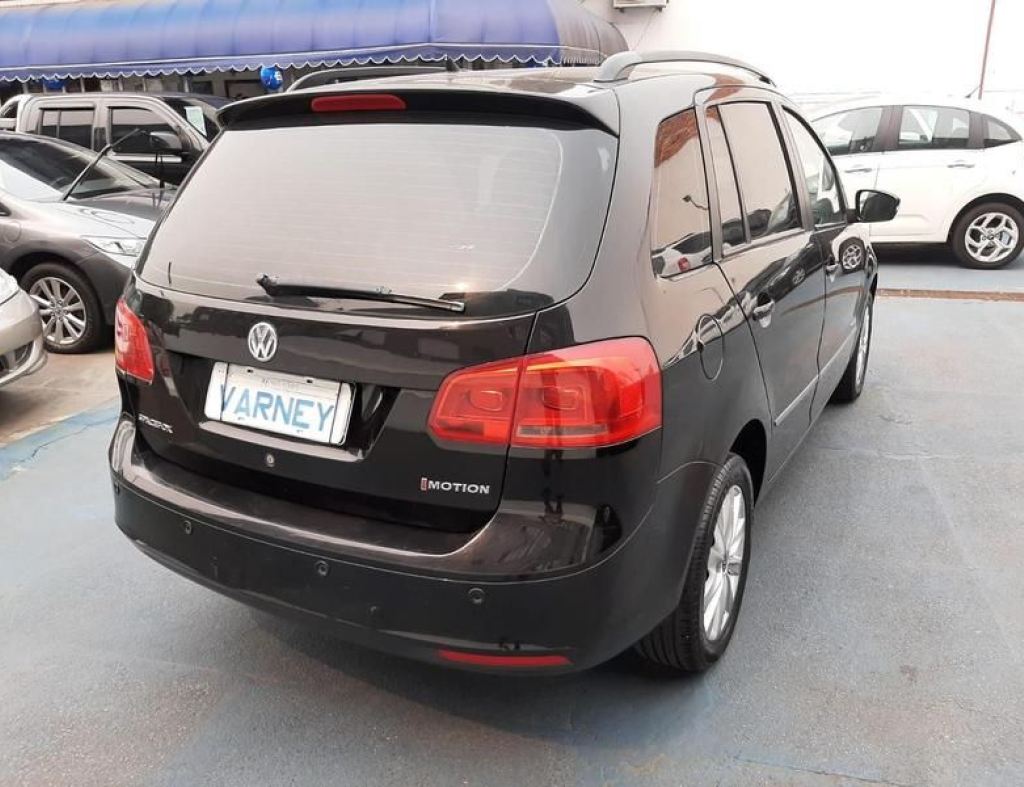 Volkswagen Spacefox Highline 1.6 Flex 4 Portas Modelo 2011 imagem 4