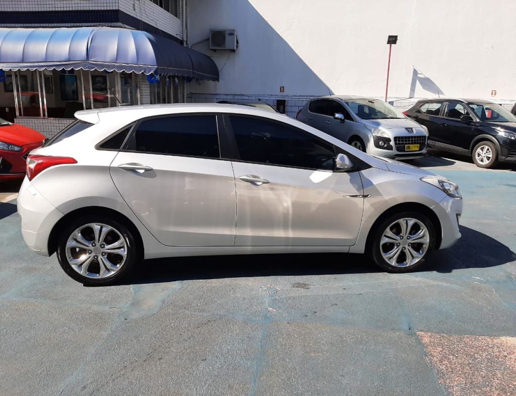Hyundai I30 1.8 Mpi 16V Gasolina 4P Automatico 2015 imagem 3