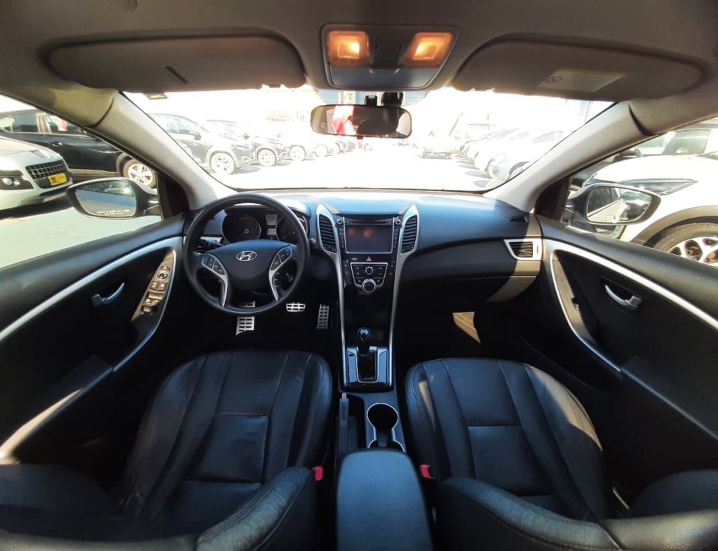 Hyundai I30 1.8 Mpi 16V Gasolina 4P Automatico 2015 imagem 12