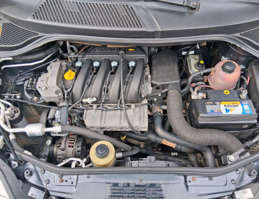 Renault Scenic Expression 1.6 Automatica 4 Portas Modelo 2008 imagem 23