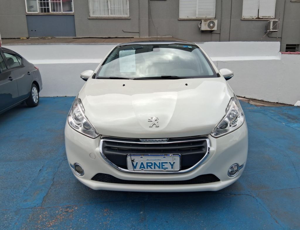Peugeot 208 Griffe 1.6 Automatico 4 Portas Flex Modelo 2014 imagem 7