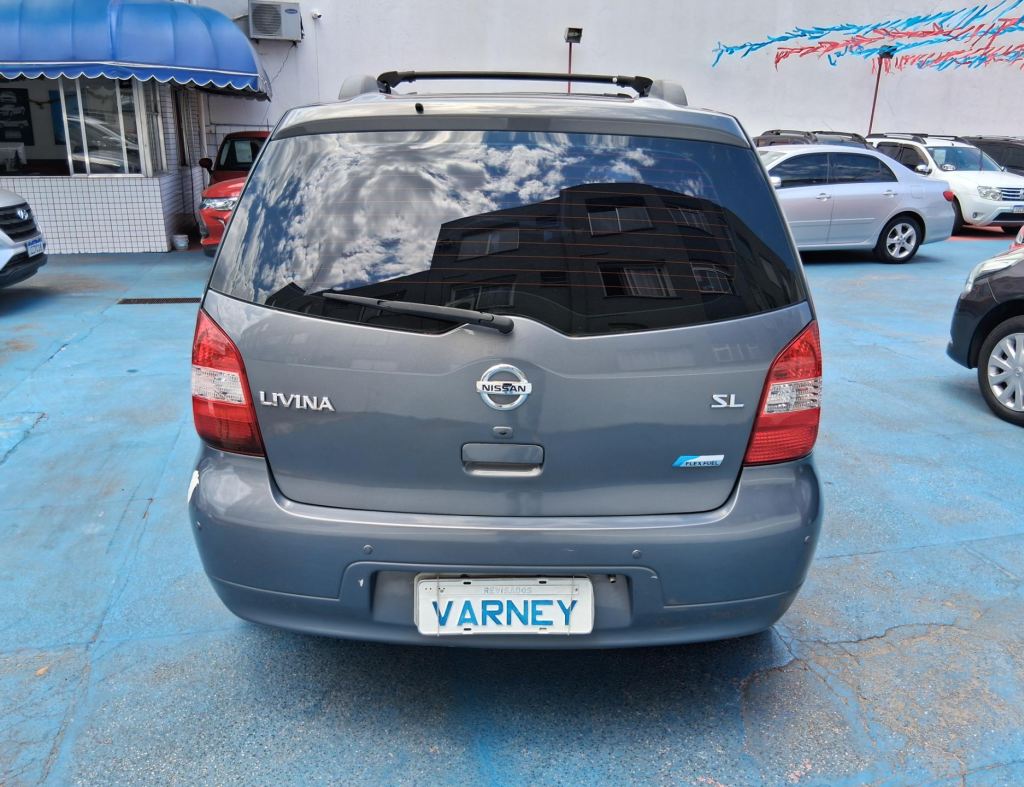 Nissan Livina Sl 1.8 Automatica Flex 4 Portas Modelo 2012 imagem 8