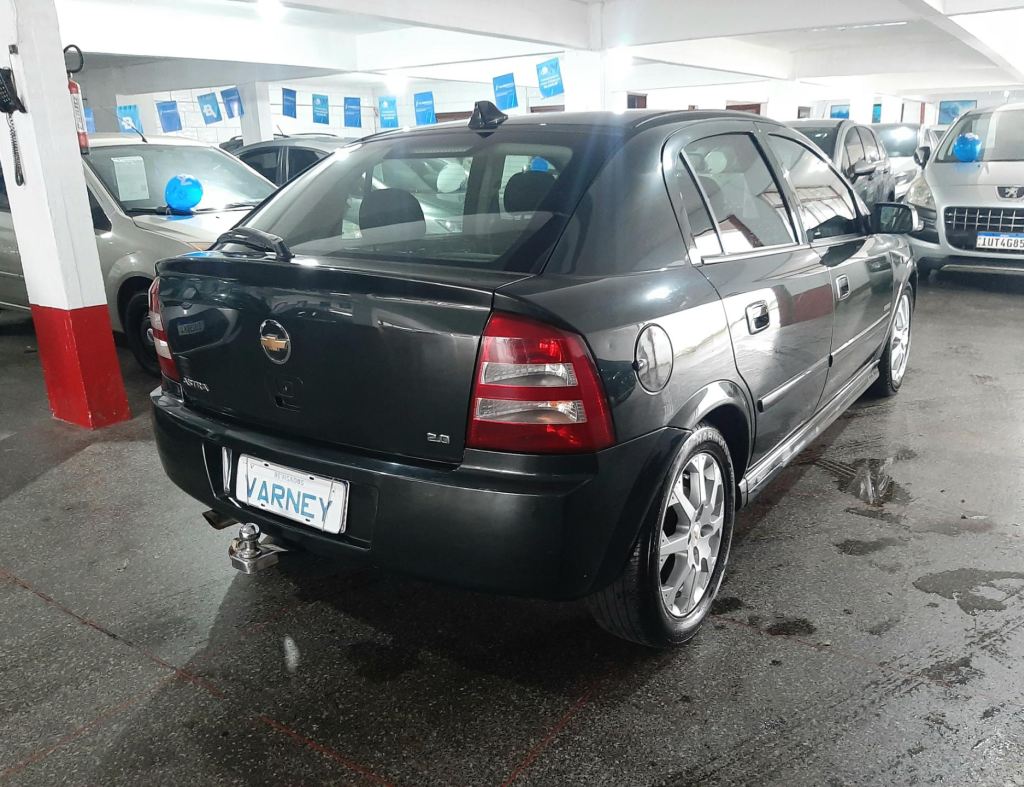 Chevrolet Astra Hatch Advantage 2.0 Flex 4 Portas Modelo 2010 imagem 5