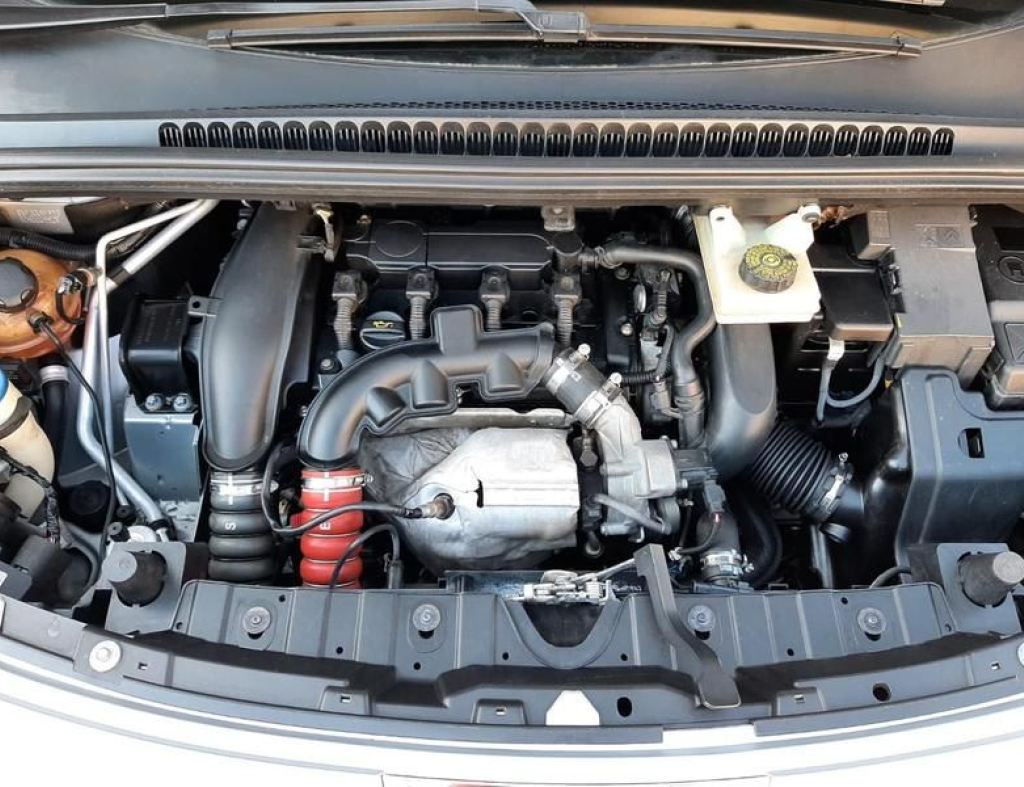 Peugeot 3008 Allure 1.6 Automatico Modelo 2013 imagem 11