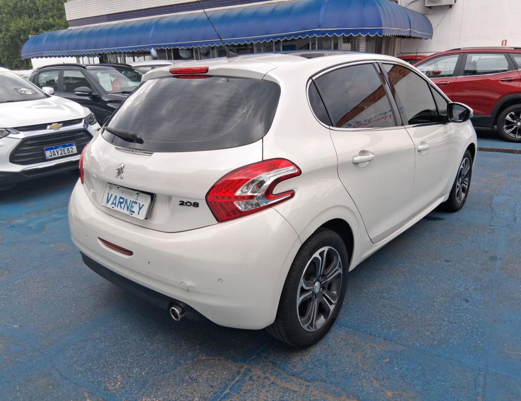 Peugeot 208 Griffe 1.6 Automatico 4 Portas Flex Modelo 2014 imagem 5
