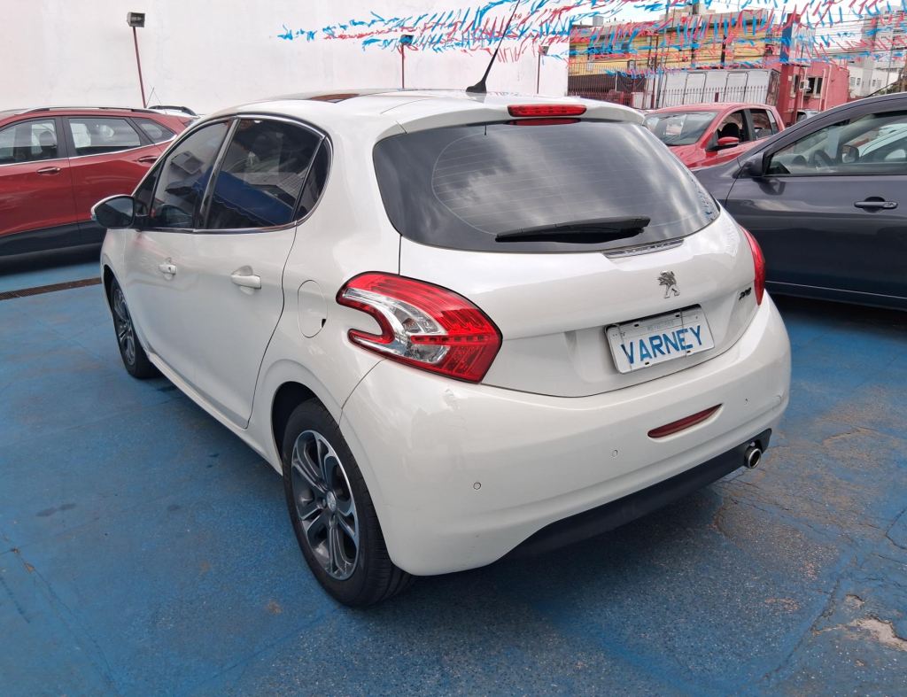 Peugeot 208 Griffe 1.6 Automatico 4 Portas Flex Modelo 2014 imagem 6