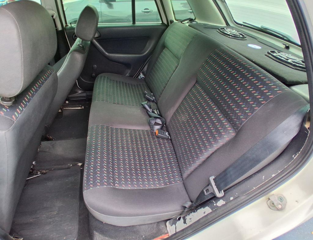 Volkswagen Gol City 1.0 G3 Flex 4 Portas Modelo 2005 imagem 10