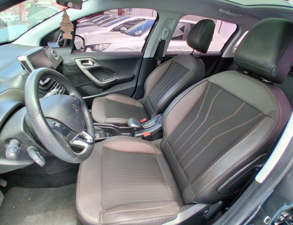 Peugeot 2008 Griffe 1.6 Automatico Flex 4 Portas Modelo 2020 imagem 15