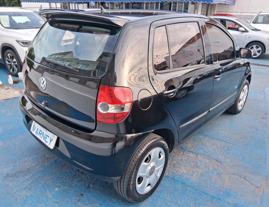 Volkswagen Fox Trend 1.0 G2 Flex 4 Portas Modelo 2010 imagem 5