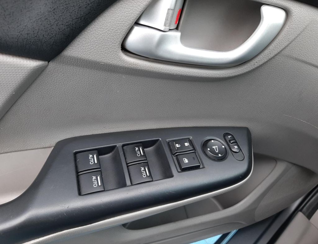 Honda Civic Lxr 2.0 Automatico Flex 4 Portas Modelo 2016 imagem 20