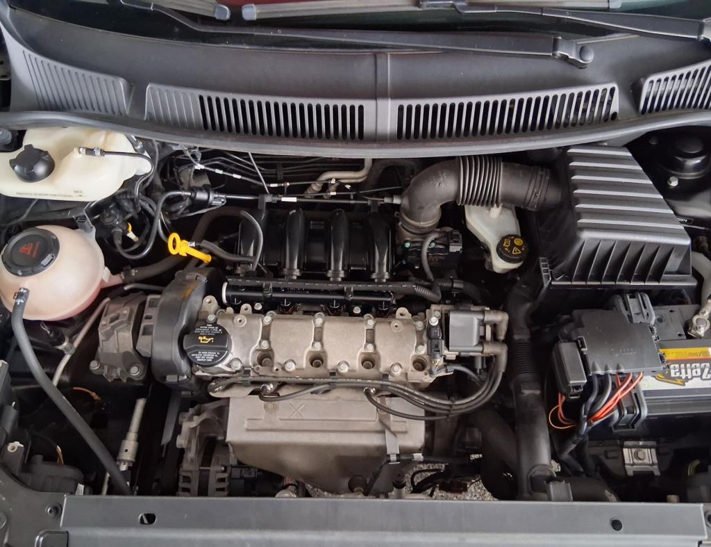 Volkswagen Fox Connect 1.6 Mb Flex 4 Portas Modelo 2021 imagem 11