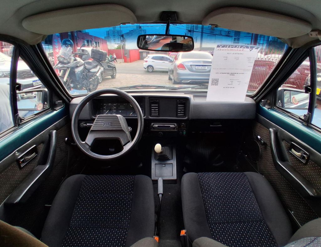 **Raridade **Chevrolet Chevette Dl 1.6 2 Portas Modelo 1993 imagem 9