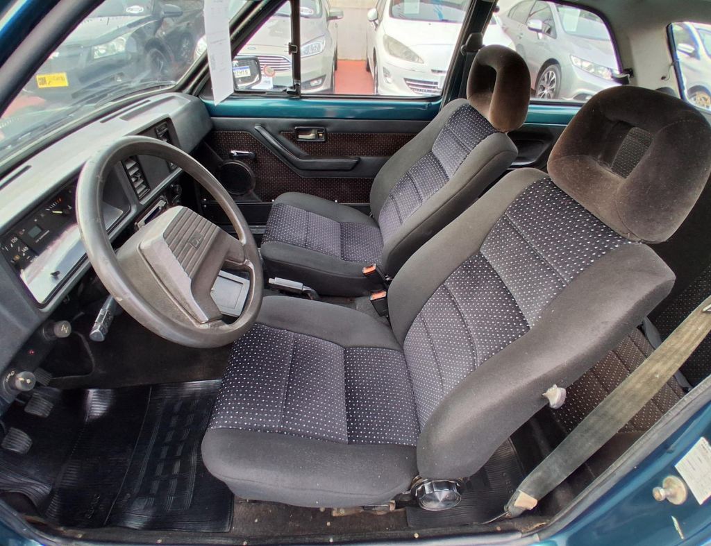 **Raridade **Chevrolet Chevette Dl 1.6 2 Portas Modelo 1993 imagem 10