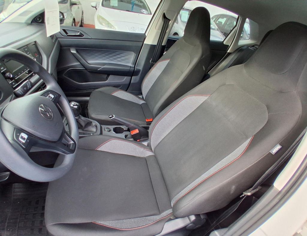Volkswagen Polo Track 1.0 Flex 4 Portas Modelo 2024 imagem 17