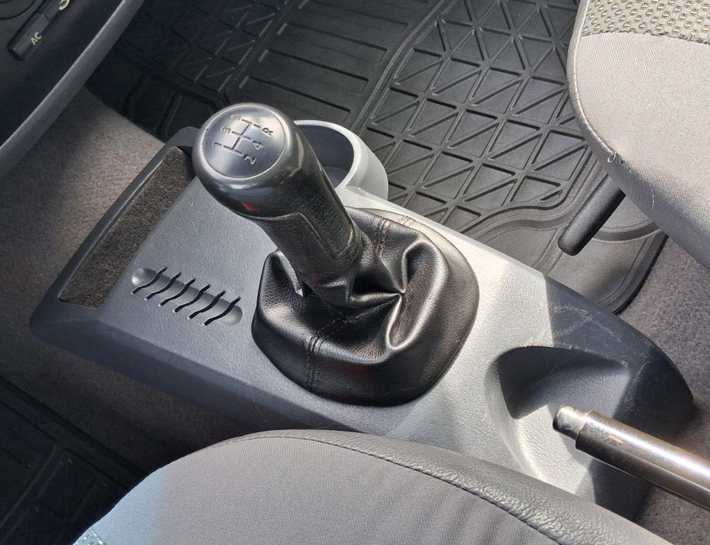 Volkswagen Parati 1.6 Flex 4 Portas Modelo 2009 imagem 17