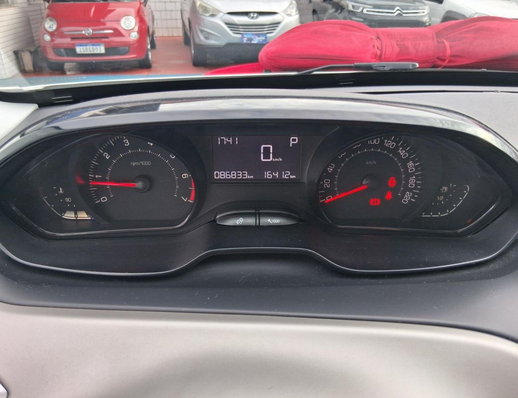 Peugeot 2008 Allure 1.6 Automatico Flex 4 Portas Modelo 2017 imagem 15