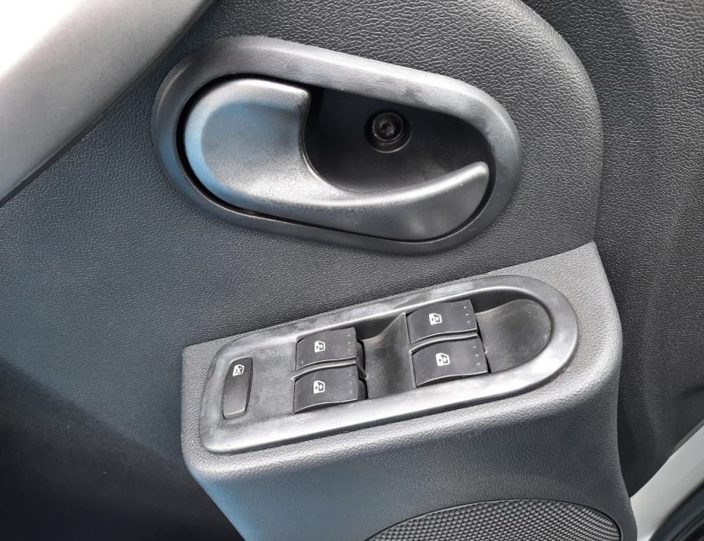 Renault Sandero 1.6 Privilege 16V Flex 4P Manual 2012 imagem 18