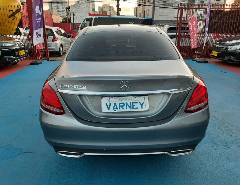 Mercedes-Benz C-180 Exclusive 1.6 Turbo Modelo 2015 imagem 8
