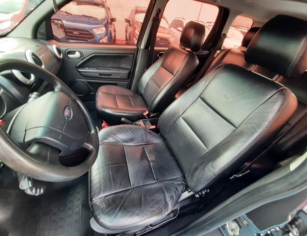Ford Ecosport Xlt 2.0 Automatico Flex 4 Portas Modelo 2012 imagem 15