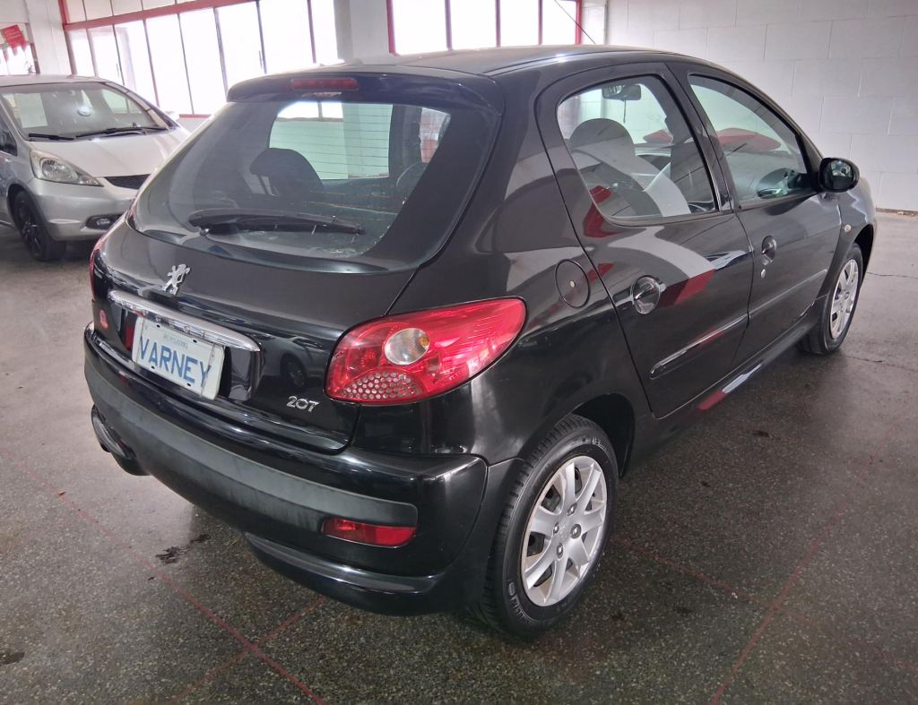 Peugeot 207 Xr 1.4 Flex 4 Portas Modelo 2011 imagem 5