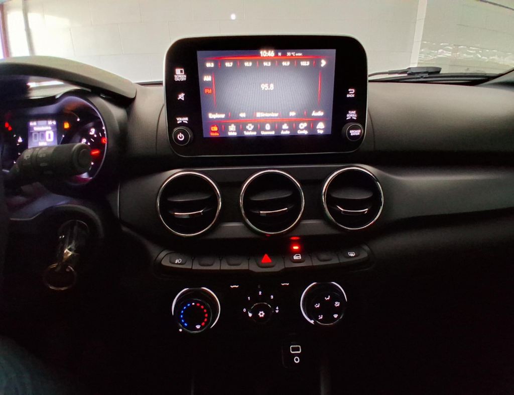 Fiat Argo Trfekking 1.3 Flex 4 Portas Modelo 2020 imagem 9