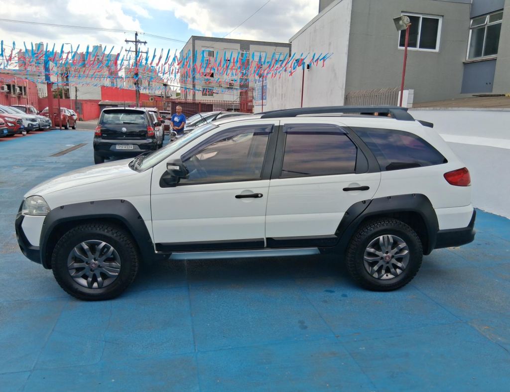 Fiat Palio Weekend Adventure 1.8 Automatico Flex 4 Portas Modelo 2013 imagem 4