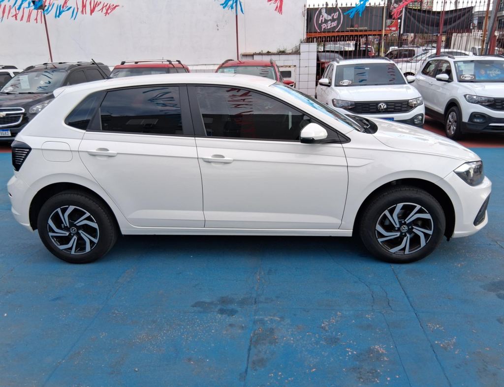 Volkswagen Polo Track 1.0 Flex 4 Portas Modelo 2023 imagem 3