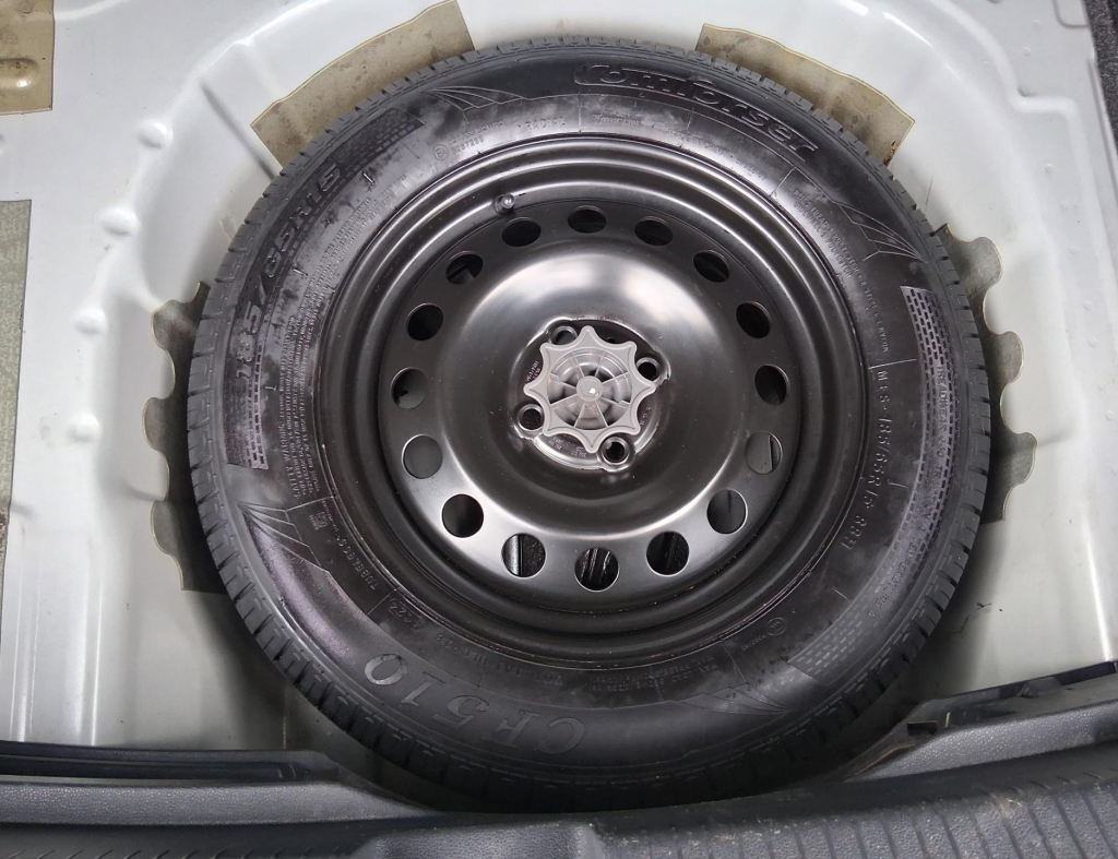 Volkswagen Polo Track 1.0 Flex 4 Portas Modelo 2023 imagem 9