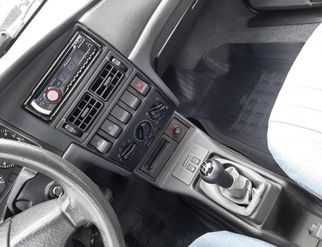 Raridade--Volkswagen Quantum Cl 1.8 I 4 Portas Modelo 1995 imagem 20