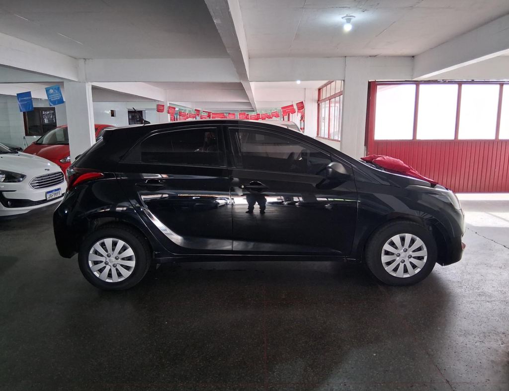 Hyundai Hb20 Unique 1.0 Flex 4 Portas Modelo 2019 imagem 4
