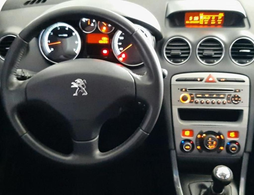 Peugeot 408 Allure 2.0 Flex Modelo 2014 imagem 19