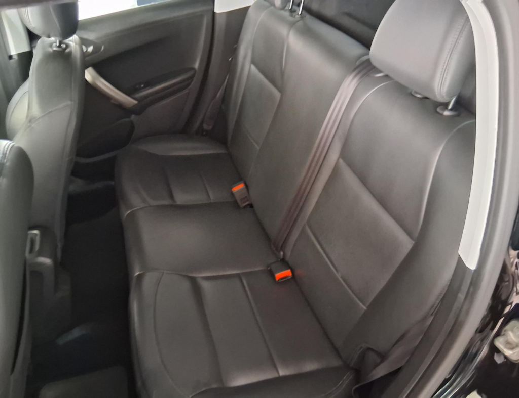 Peugeot 2008 Allure 1.6 Automatico 4P. Modelo 2017.Ipva 2026 Cortesia imagem 10