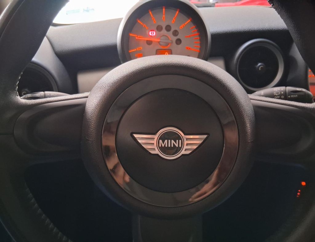 Mini One 1.6 Automatico 2 Portas Modelo 2013 imagem 15